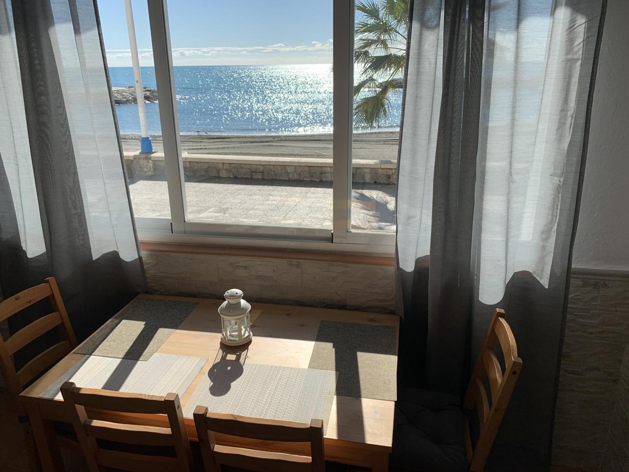 Apartamento Frente Al Mar Pedregalejo Málaga Kültér fotó