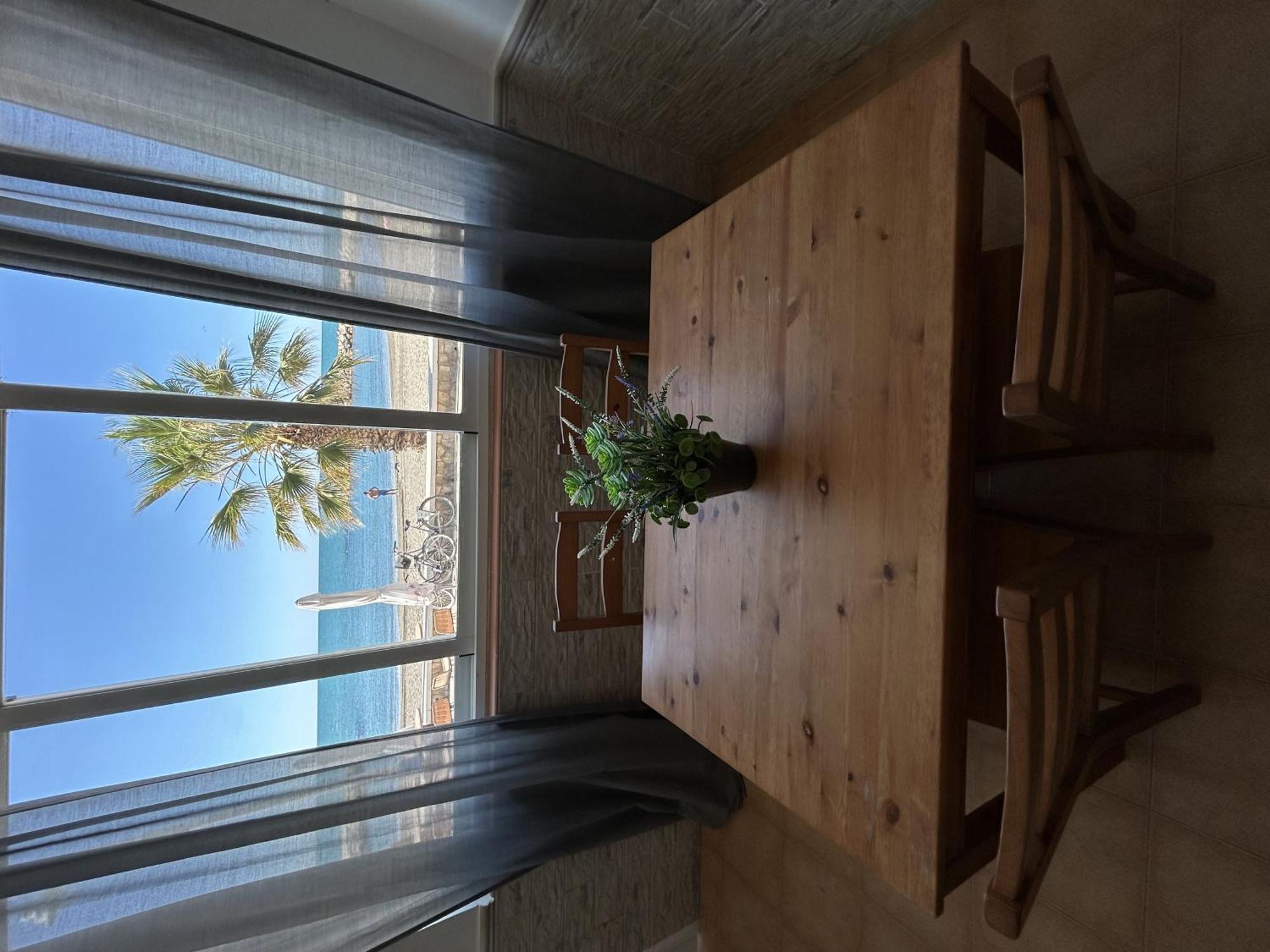 Apartamento Frente Al Mar Pedregalejo Málaga Kültér fotó